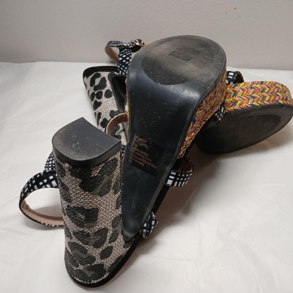 Betsey Johnson Black Multicolor Tassel Platform Heels Shoes Womens Sz 7 EUC Fun - Picture 10 of 13
